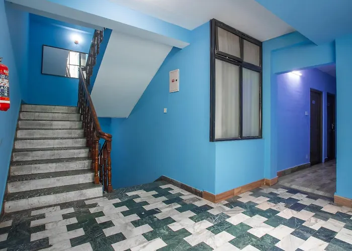 Hotel Oyo 808 Om Ganapati Pvt Ltd